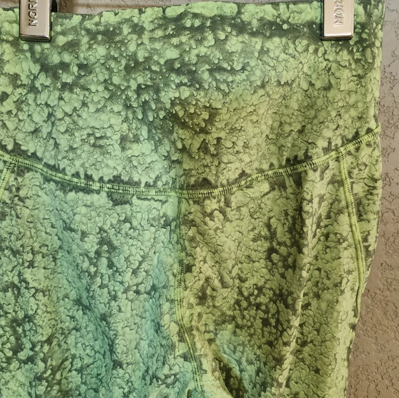 Lululemon Base Pace High-Rise 25"inseam size 2 - Picture 6 of 8